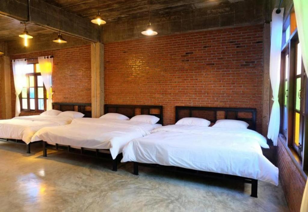 Oyo 1155 Bikers House And Enduro Tours Chiang Mai Hotel Exterior photo