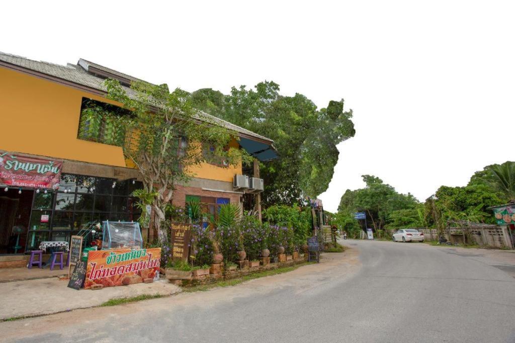 Oyo 1155 Bikers House And Enduro Tours Chiang Mai Hotel Exterior photo