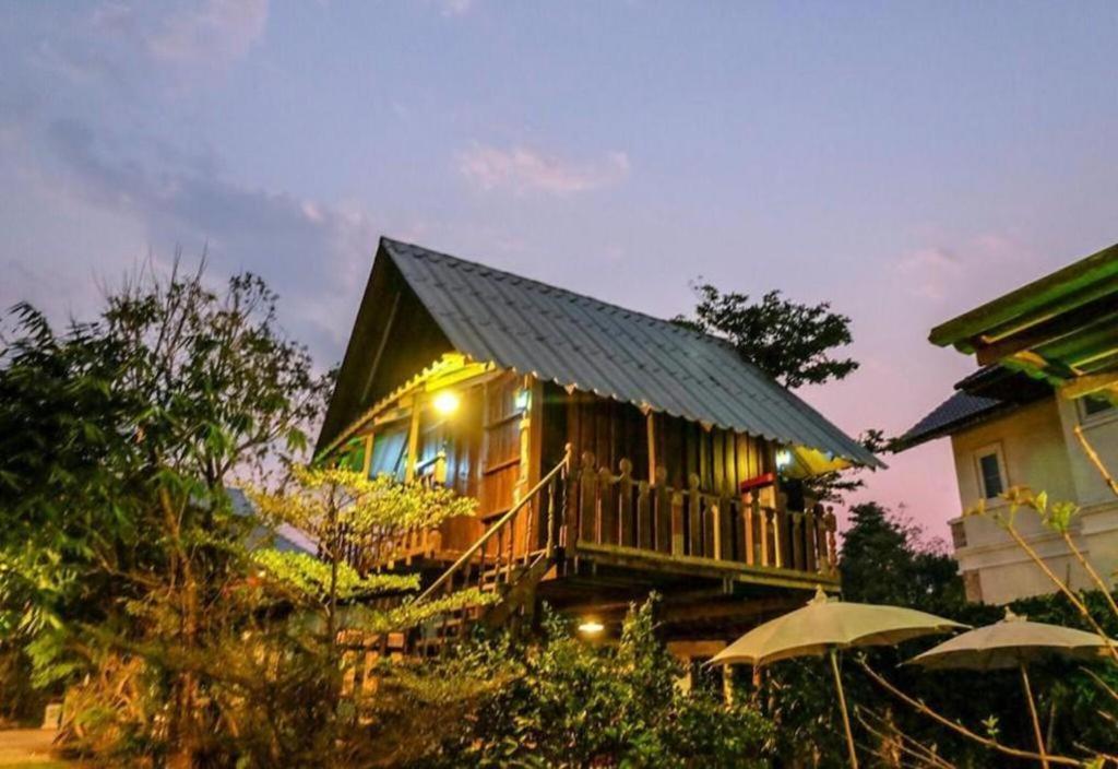 Oyo 1155 Bikers House And Enduro Tours Chiang Mai Hotel Exterior photo
