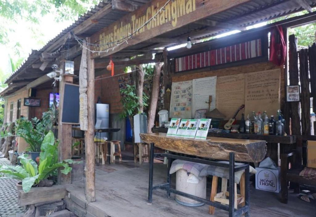Oyo 1155 Bikers House And Enduro Tours Chiang Mai Hotel Exterior photo